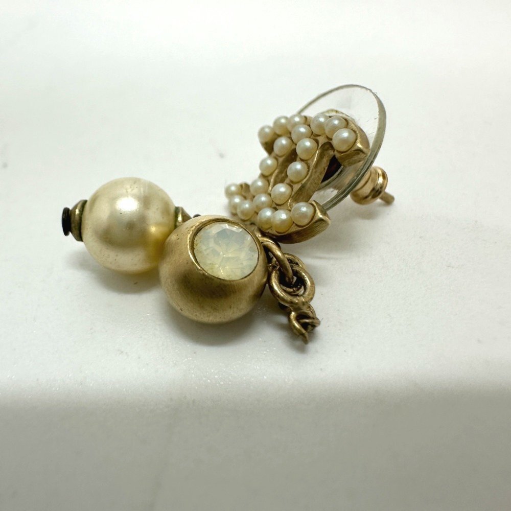 CHANEL Authentic Gold Pearl Logo Earrings - Picture 2 of 12